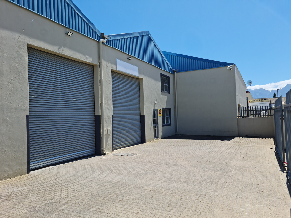 To Let commercial Property for Rent in George Park Western Cape